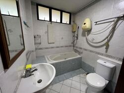 Kilat Court (D21), Apartment #582777071